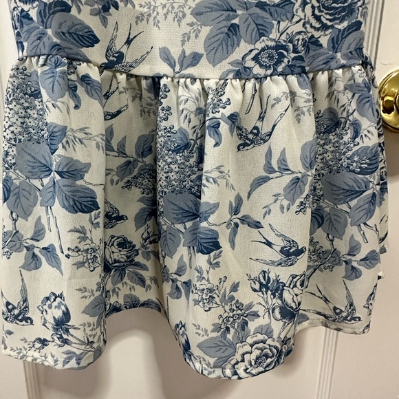 WHITE & BLUE floral midi dress! - Picture 4 of 4